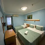 Hotel Oz 2*