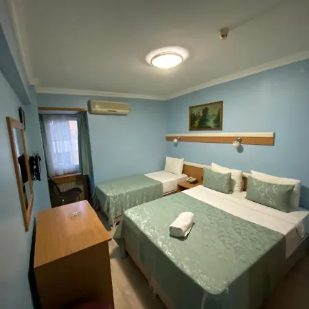 Hotel Oz 2*