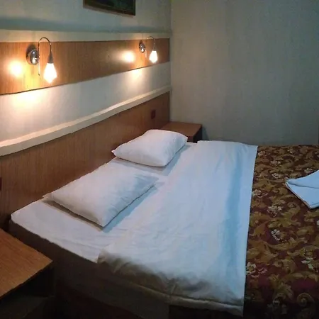 Hotel Oz 2*