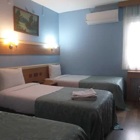 Hotel Oz