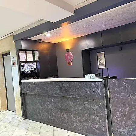 Hotel Oz