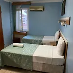 Oz Szálloda 2*
